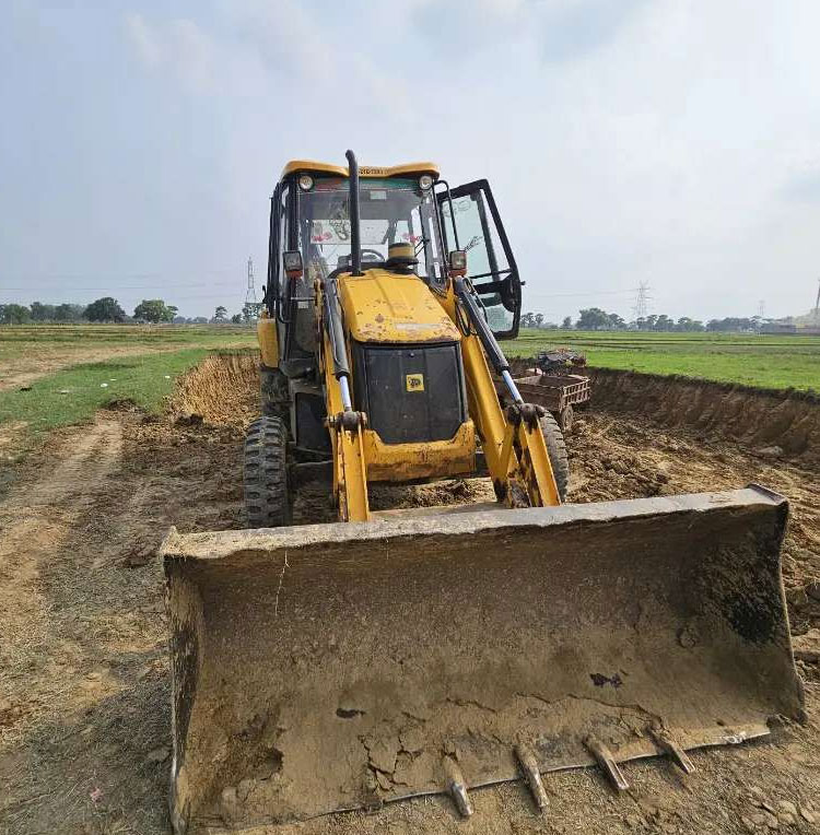 JCB 3DX