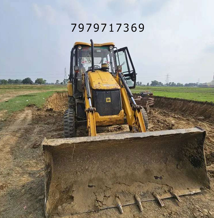 JCB 3DX