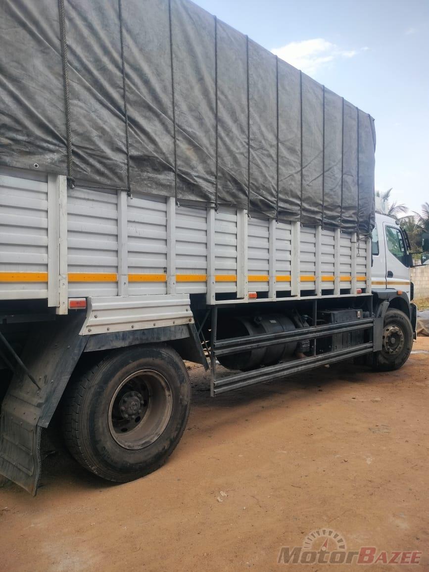 Bharath Benz 1917 2023 model Ka registered well maintained 12.5tonne passing.