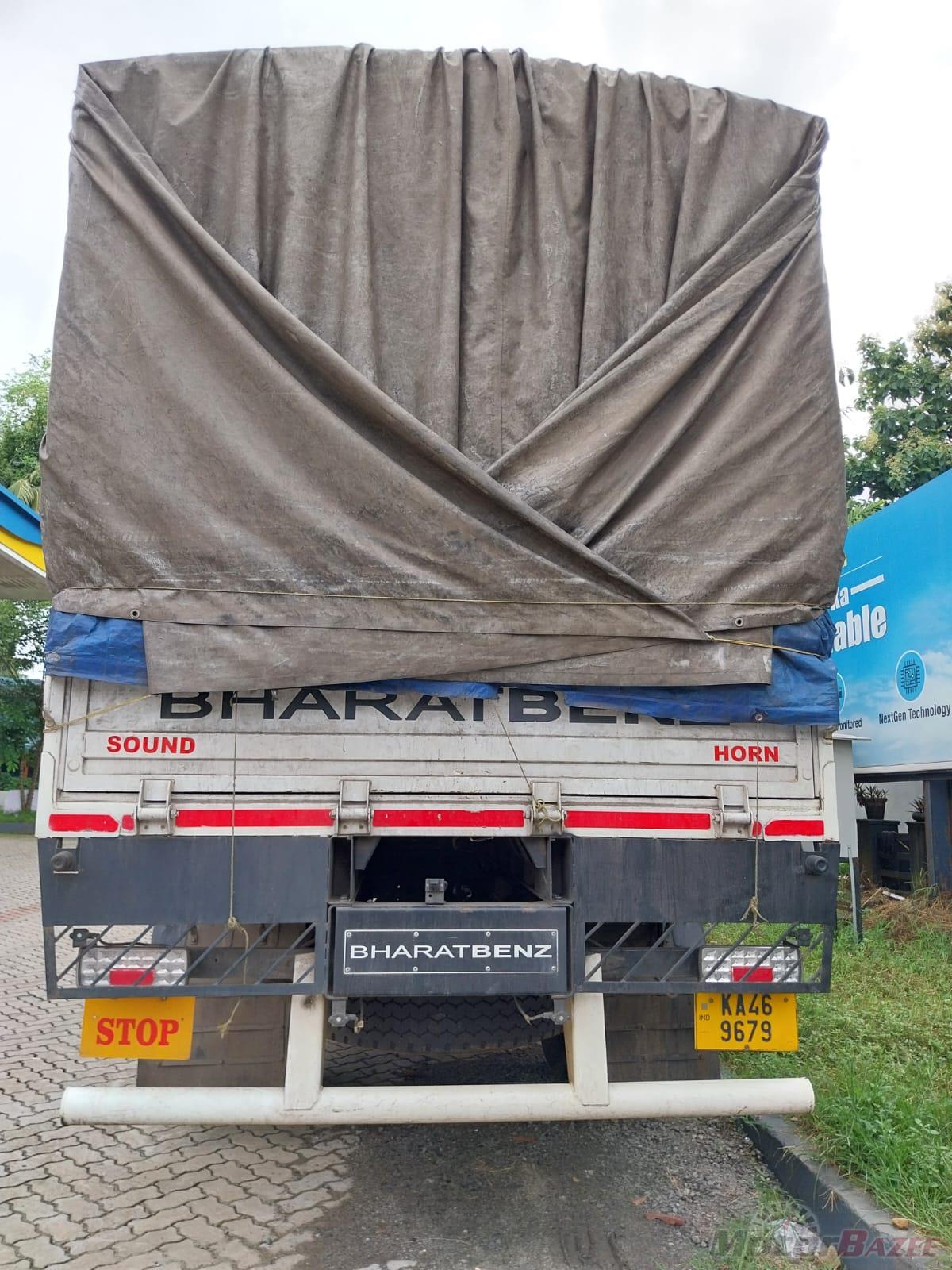 Bharath Benz 1917 2023 model Ka registered well maintained 12.5tonne passing.