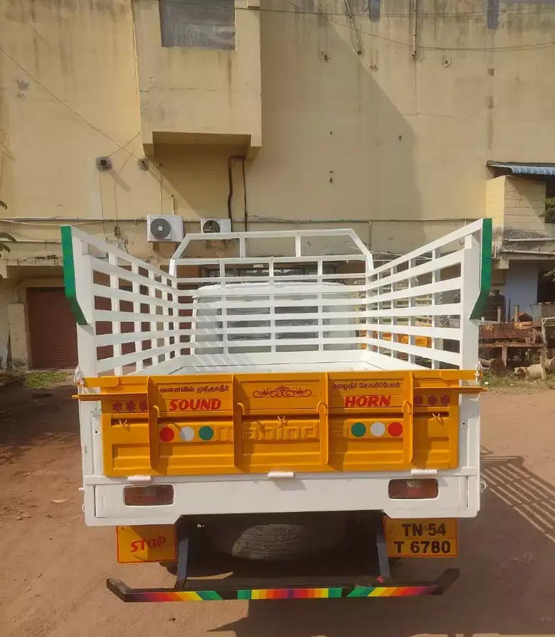 Mahindra Bolero Maxitruck Plus
