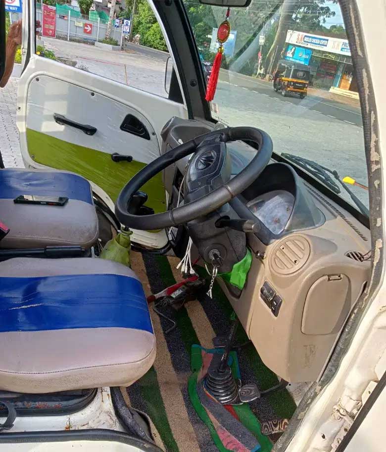 Mahindra Supro Minitruck