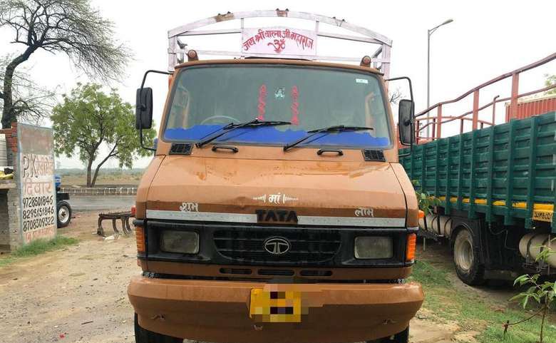 Tata 709 E