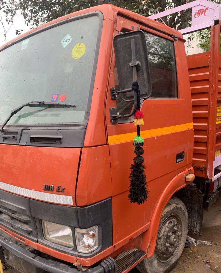 Tata 709 E