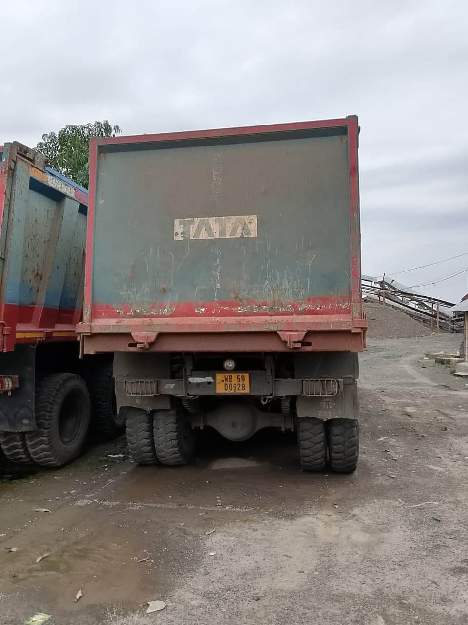 Best Condition 16wheeler TATA Tipper with 90% nylon tyre 2023 model 