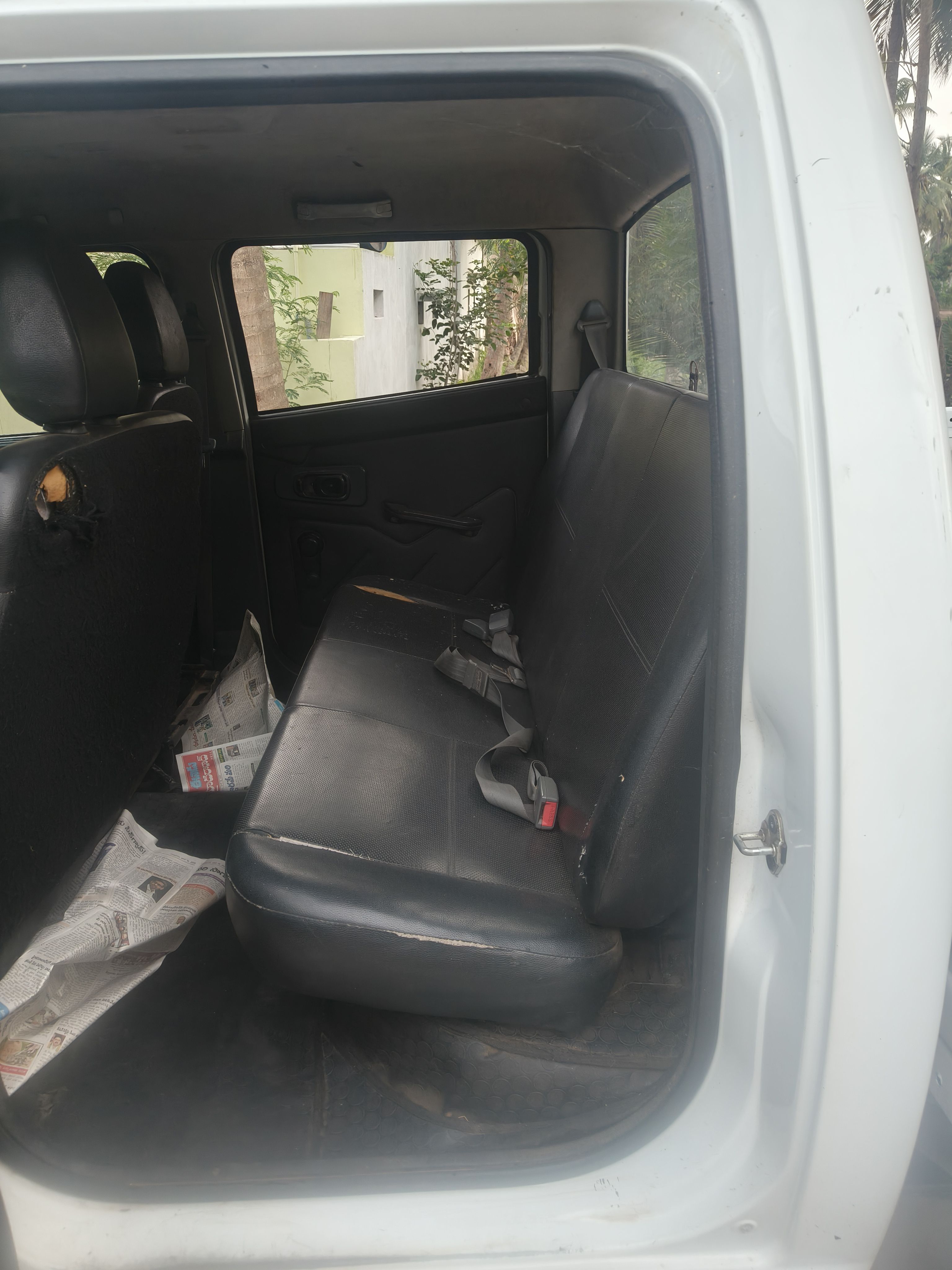 Tata yodha 4*2 crew cab diesel well maintained