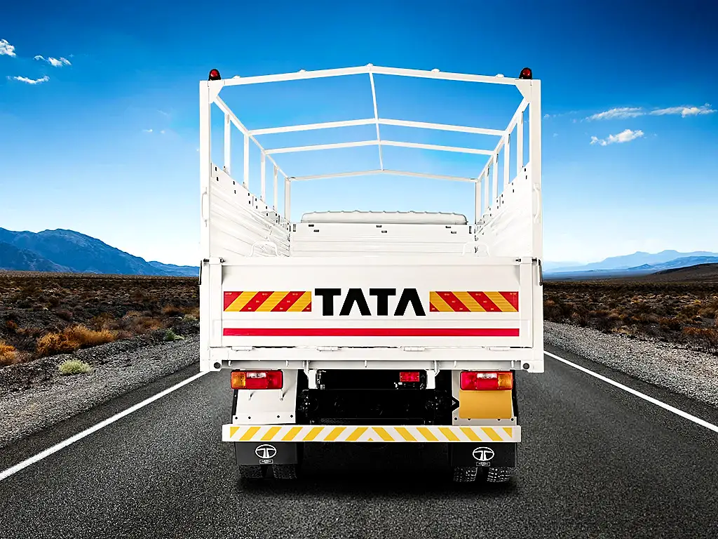 Tata LPT 1010