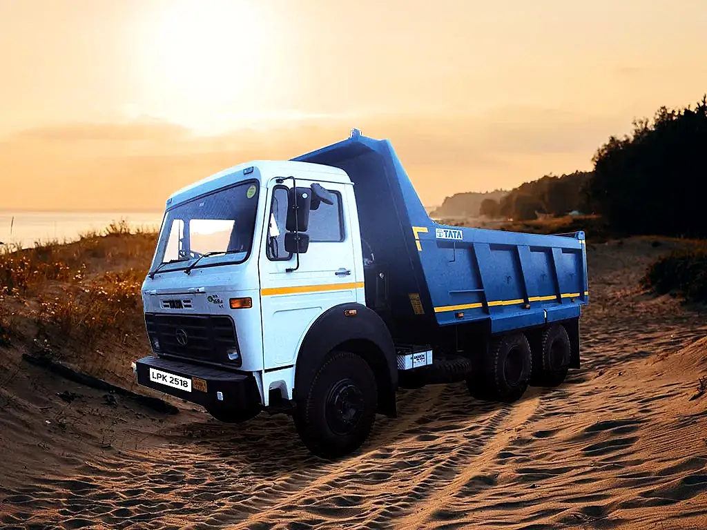 Tata LPK 2518