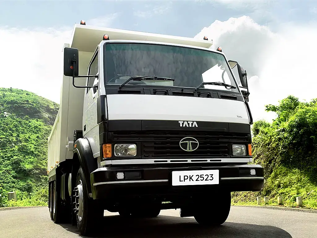 Tata LPK 2523